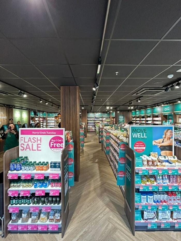 Images Holland & Barrett - Ealing Central