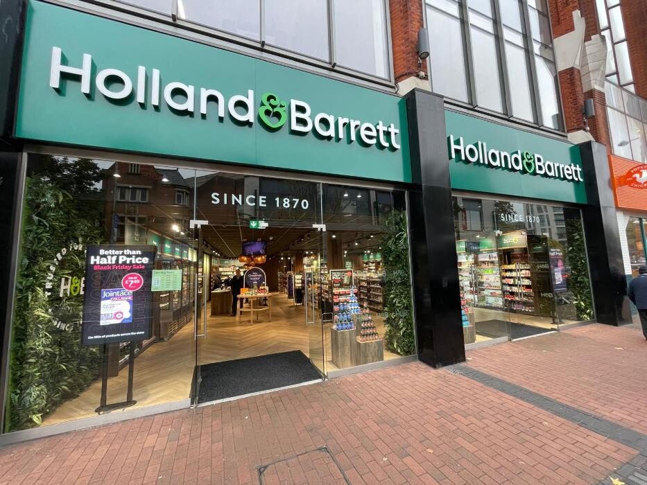 Images Holland & Barrett - Ealing Central