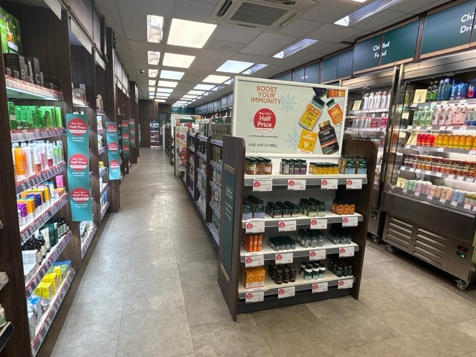 Images Holland & Barrett - Walworth Road