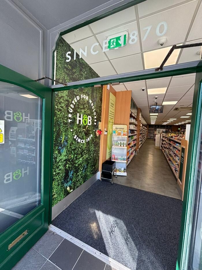 Images Holland & Barrett - Bolton