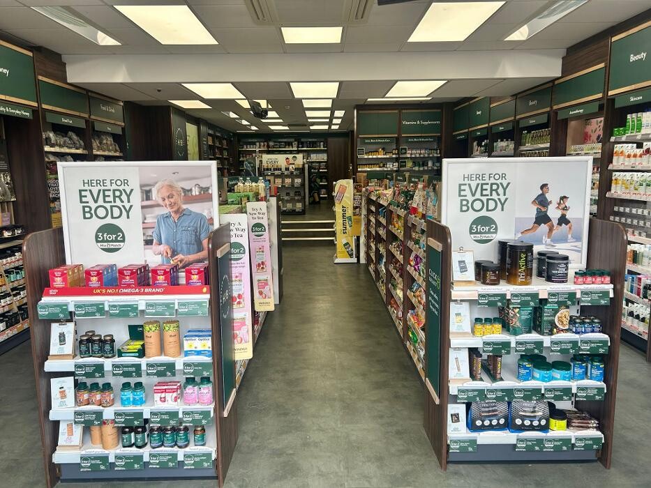 Images Holland & Barrett - Saffron Walden