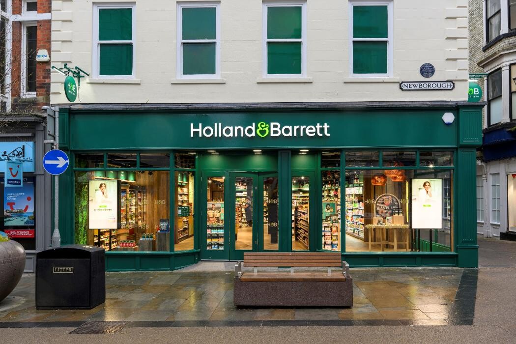 Images Holland & Barrett - Scarborough