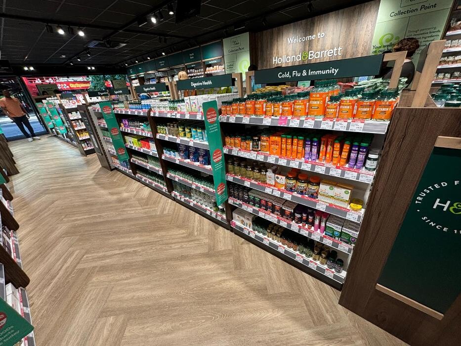 Images Holland & Barrett - Cheapside