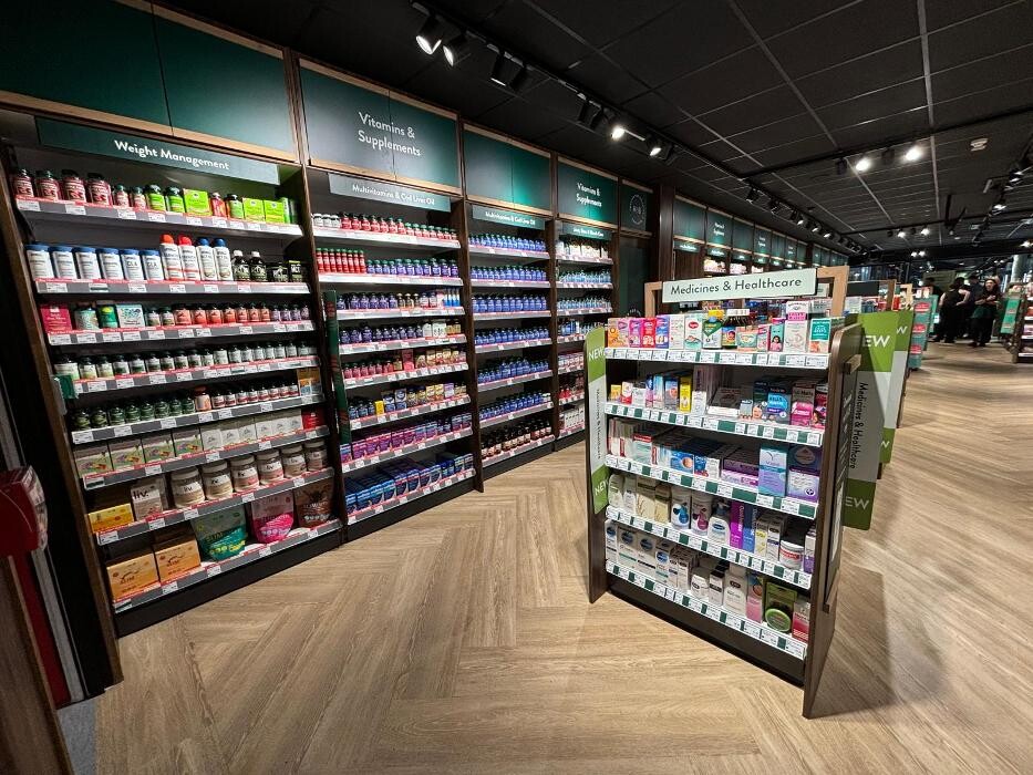 Images Holland & Barrett - Cheapside