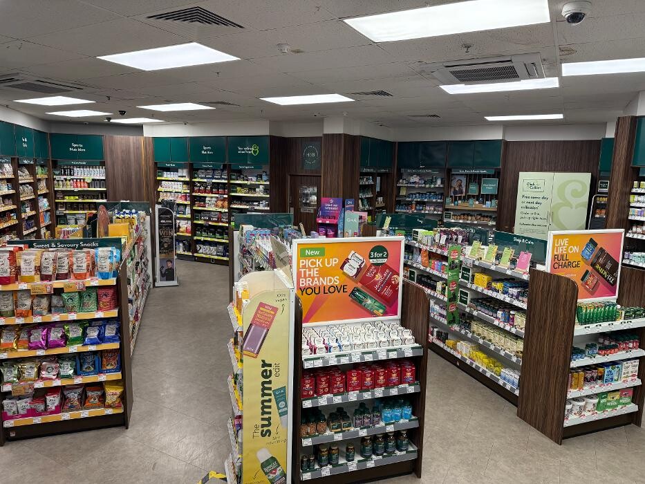 Images Holland & Barrett - Milton Keynes Kingston Tesco