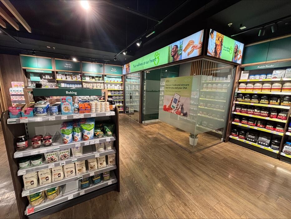 Images Holland & Barrett - Birmingham Bull Ring