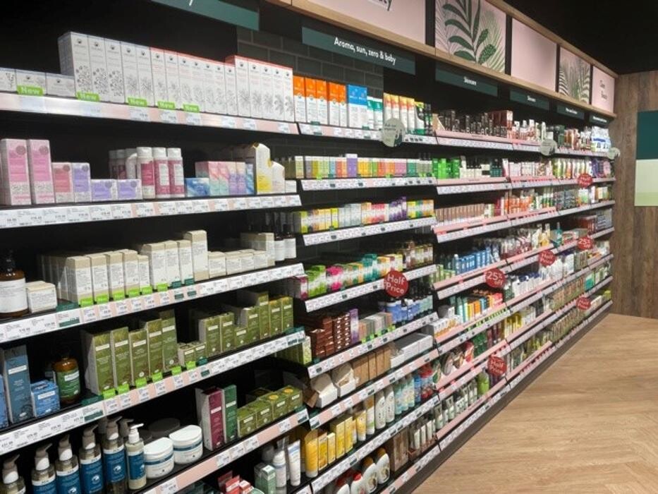 Images Holland & Barrett - Hammersmith