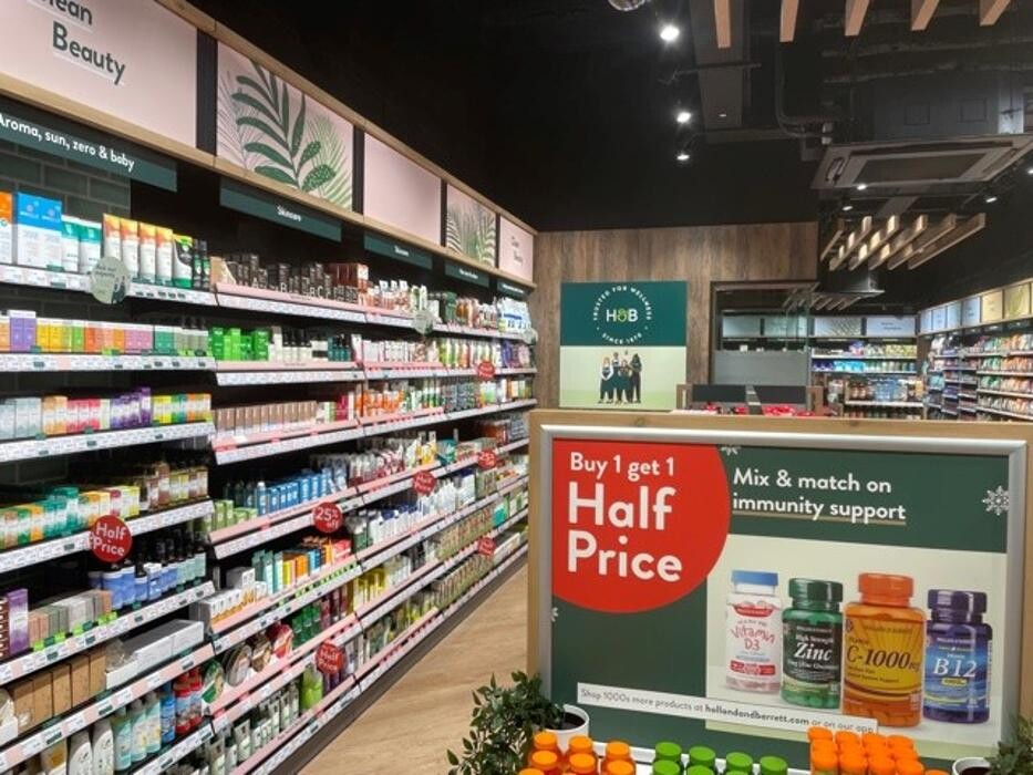 Images Holland & Barrett - Hammersmith