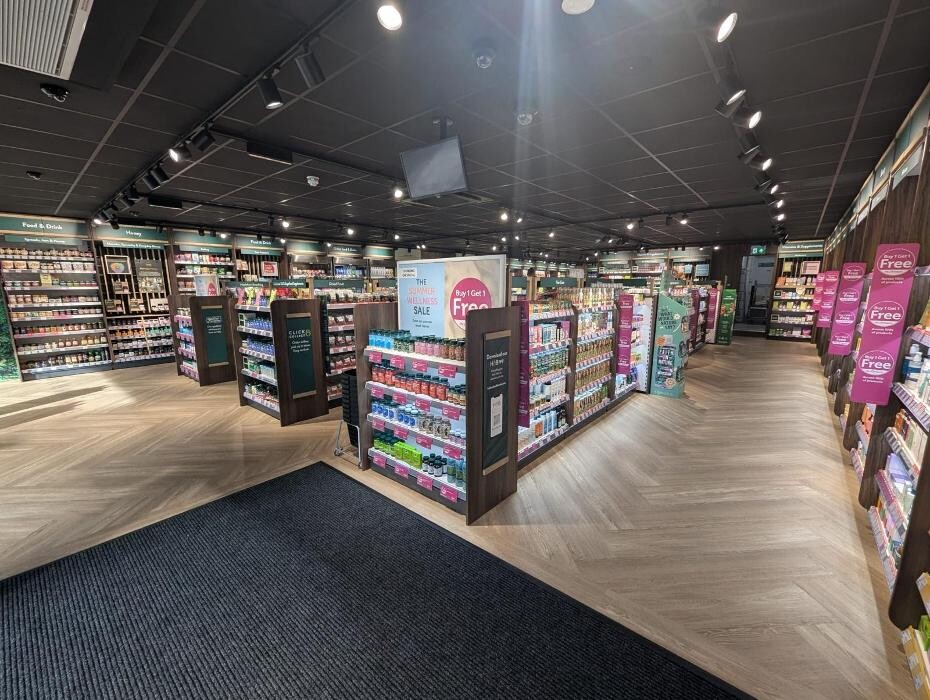 Images Holland & Barrett - Portsmouth