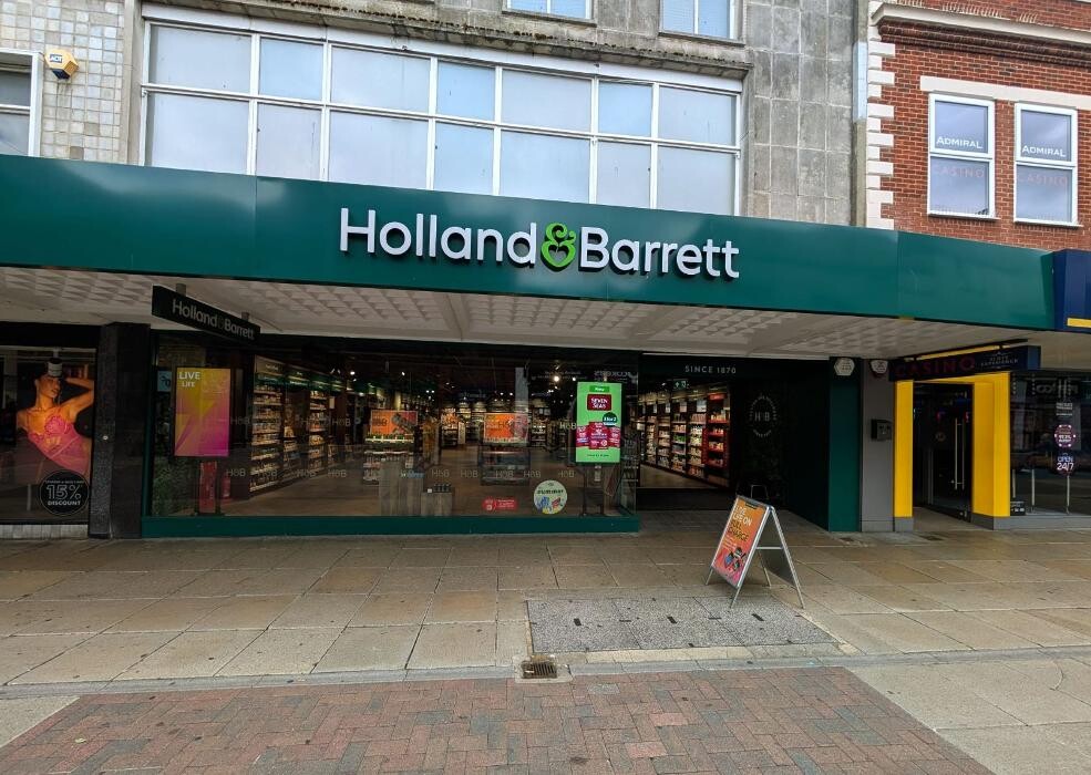 Images Holland & Barrett - Portsmouth