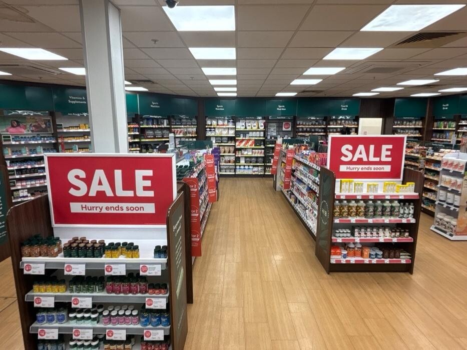 Images Holland & Barrett - Pitsea Tesco