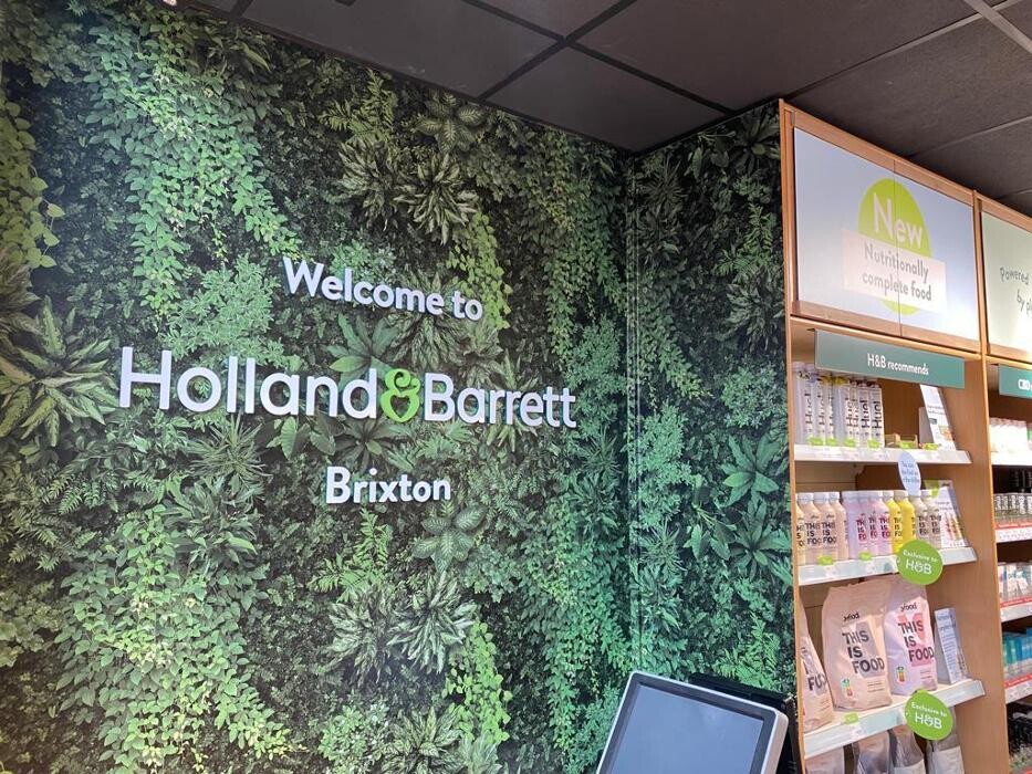 Images Holland & Barrett - Brixton