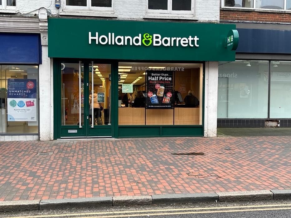 Images Holland & Barrett - Sittingbourne
