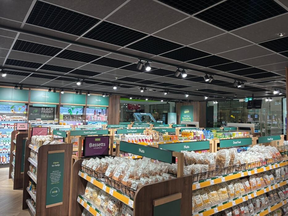 Images Holland & Barrett - Eastbourne