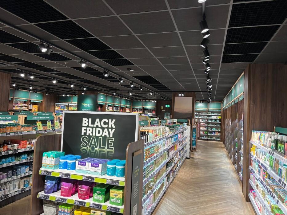 Images Holland & Barrett - Eastbourne