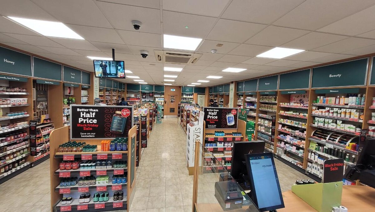 Images Holland & Barrett - Feltham