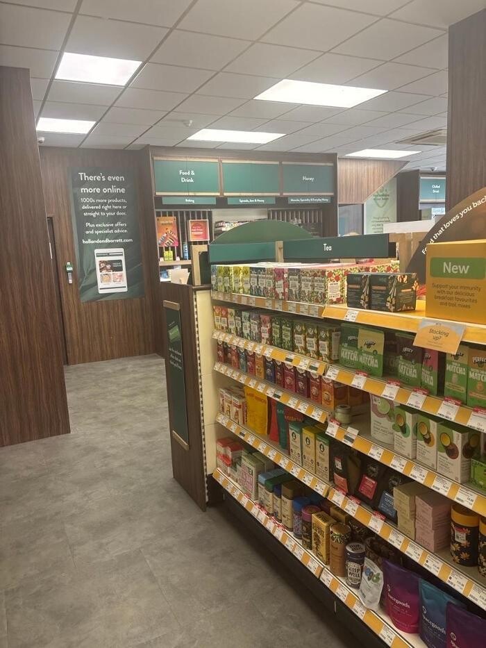 Images Holland & Barrett - Brecon