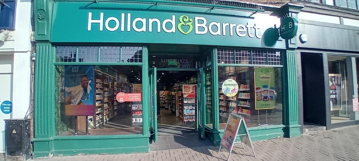 Images Holland & Barrett - St Albans