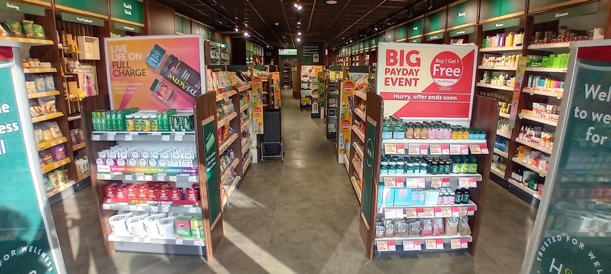 Images Holland & Barrett - St Albans