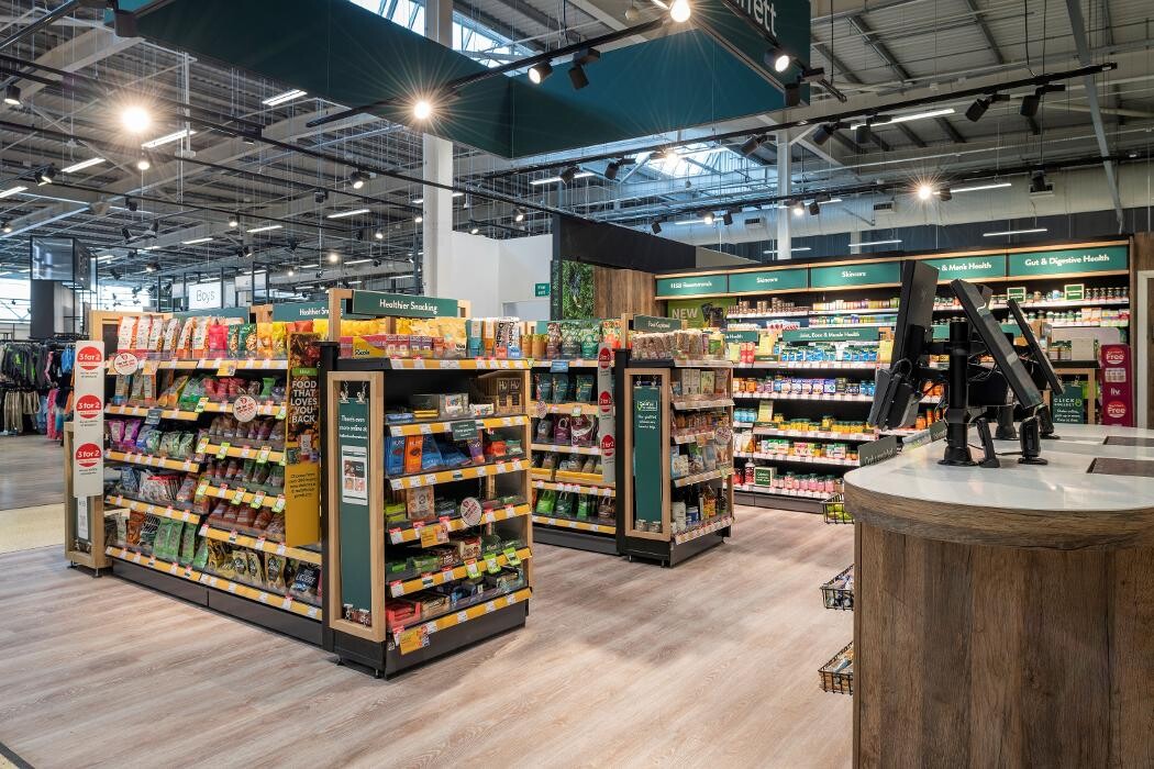 Images Holland & Barrett - Llansamlet Tesco