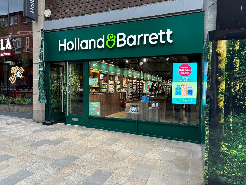 Images Holland & Barrett - Bracknell
