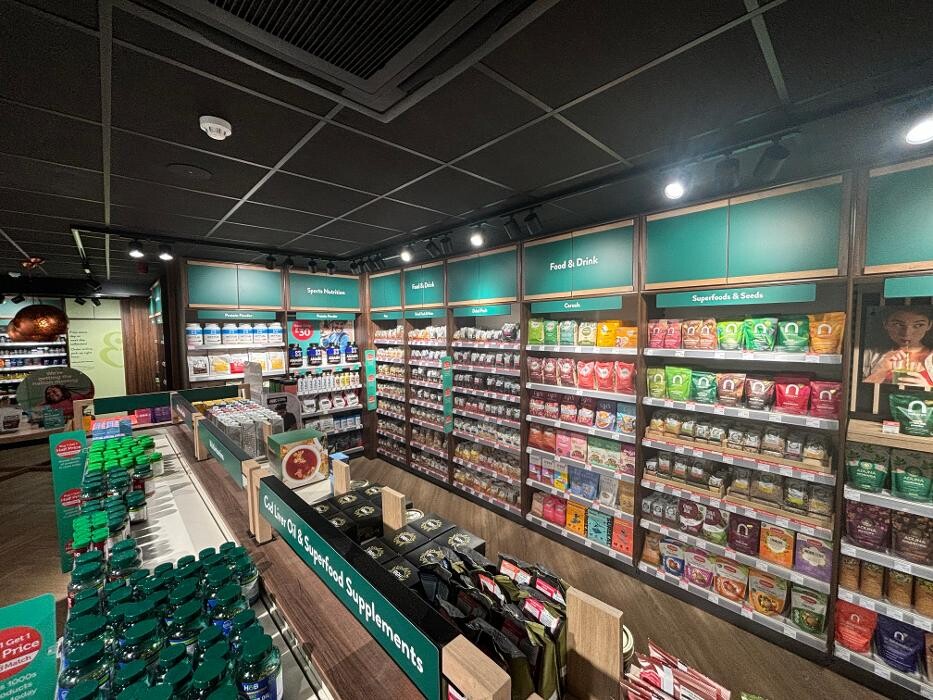 Images Holland & Barrett - Bracknell