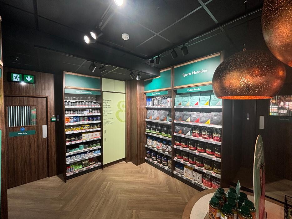 Images Holland & Barrett - Bracknell