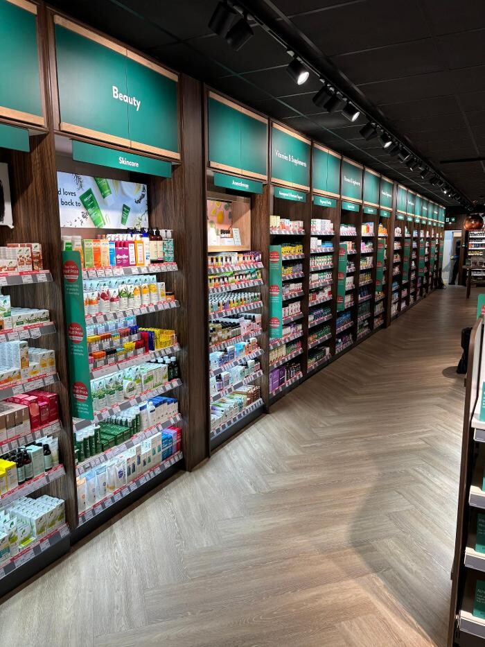 Images Holland & Barrett - Bracknell