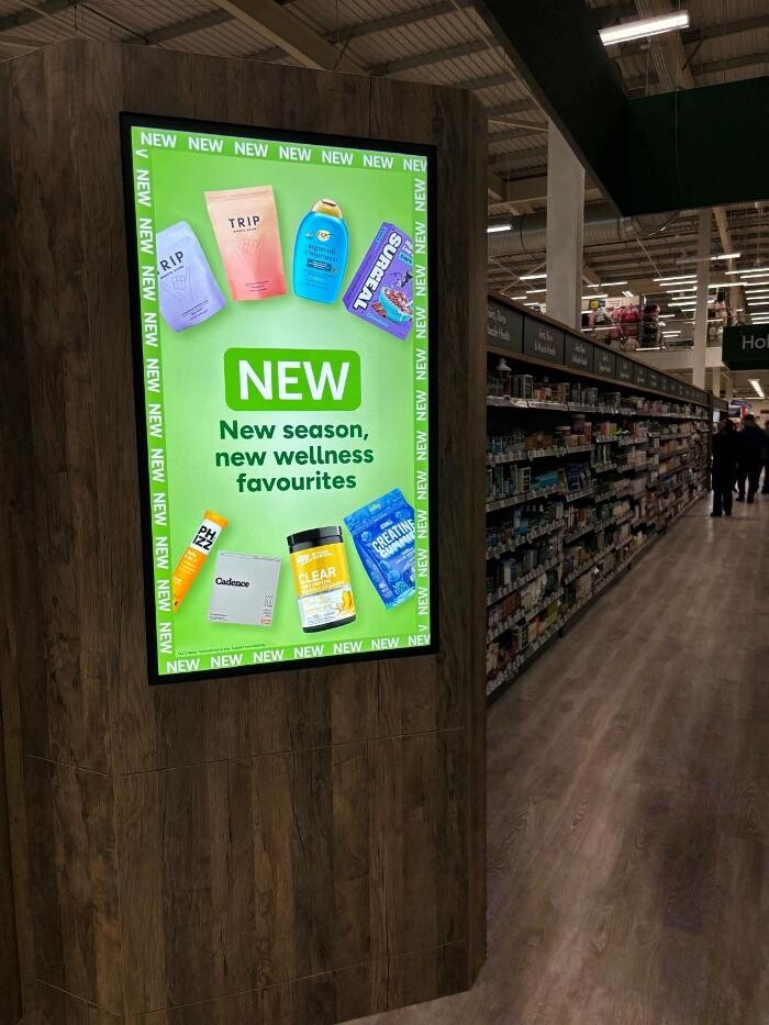 Images Holland & Barrett - Oldham Tesco