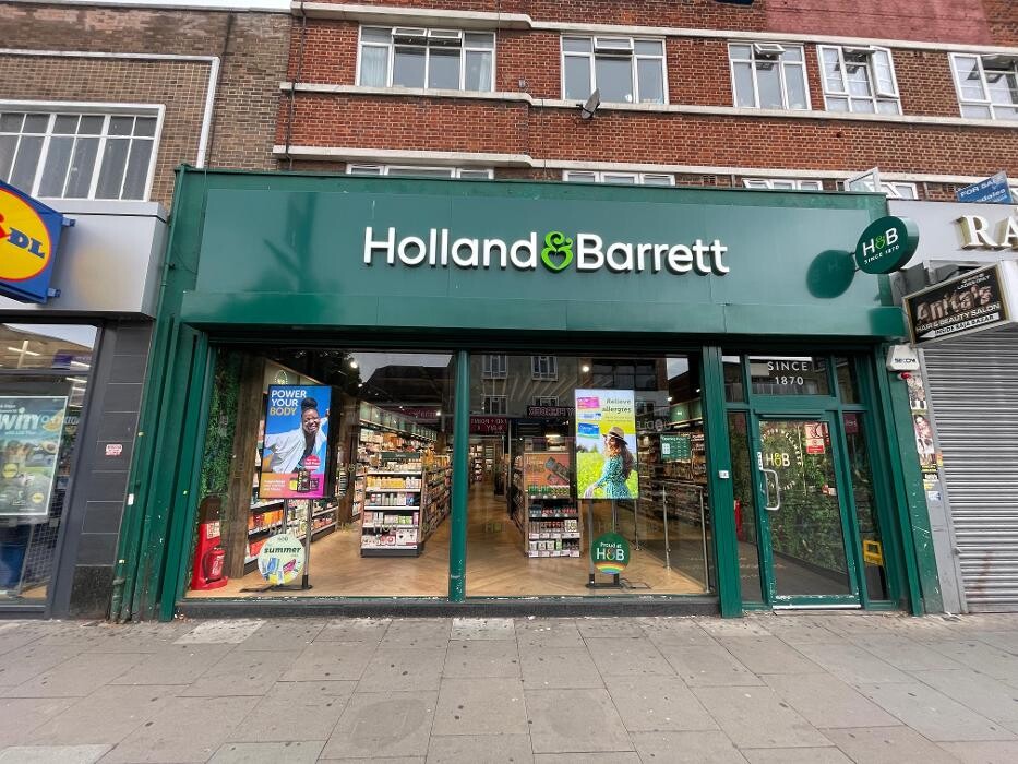 Images Holland & Barrett - Upton Park