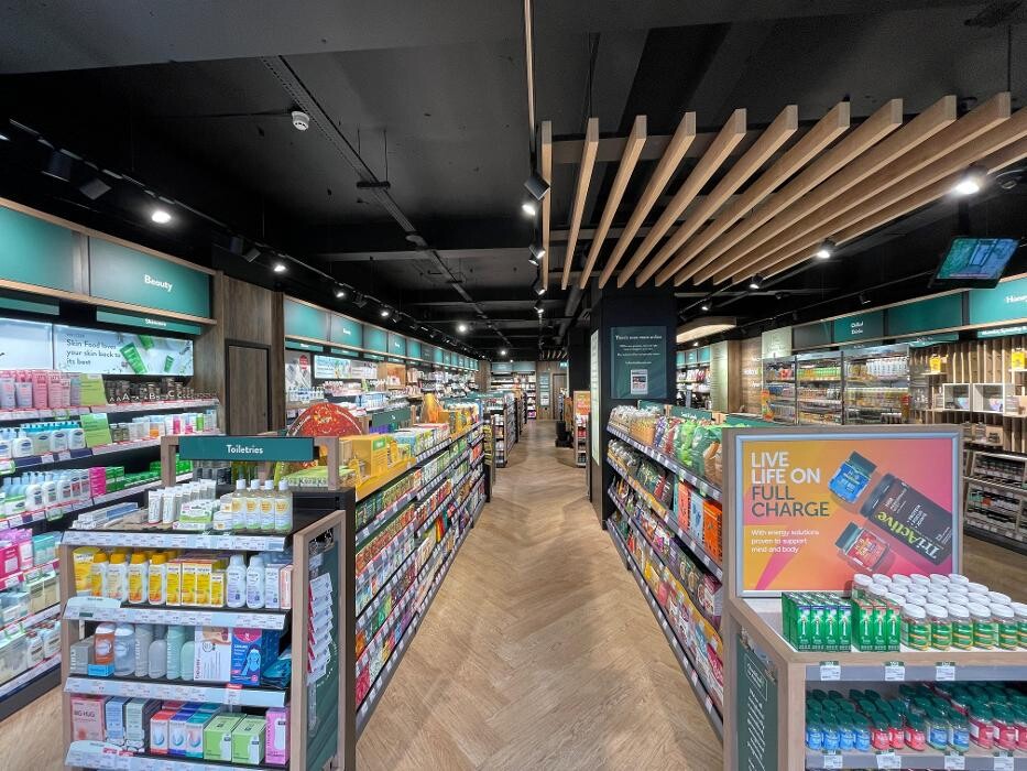 Images Holland & Barrett - Upton Park