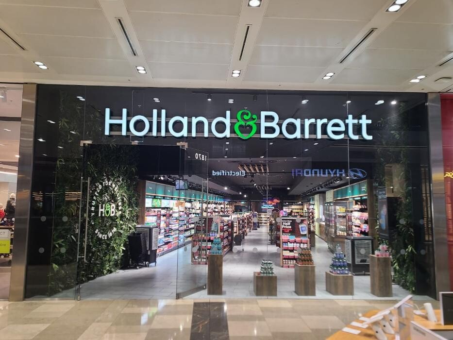 Images Holland & Barrett - Stratford City