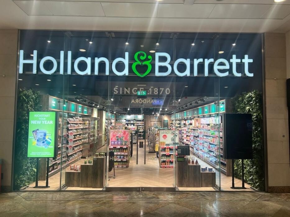 Images Holland & Barrett - Reading Oracle