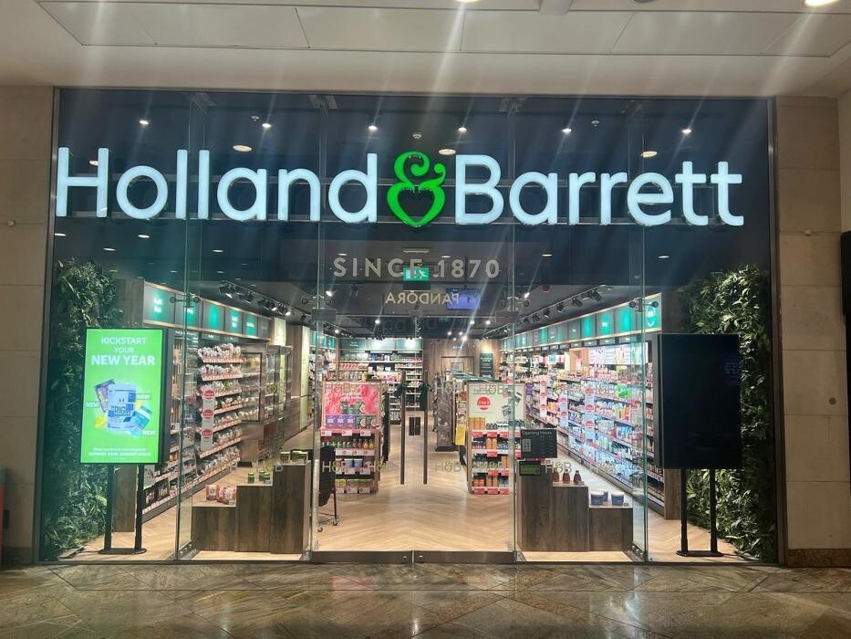 Images Holland & Barrett - Reading Oracle