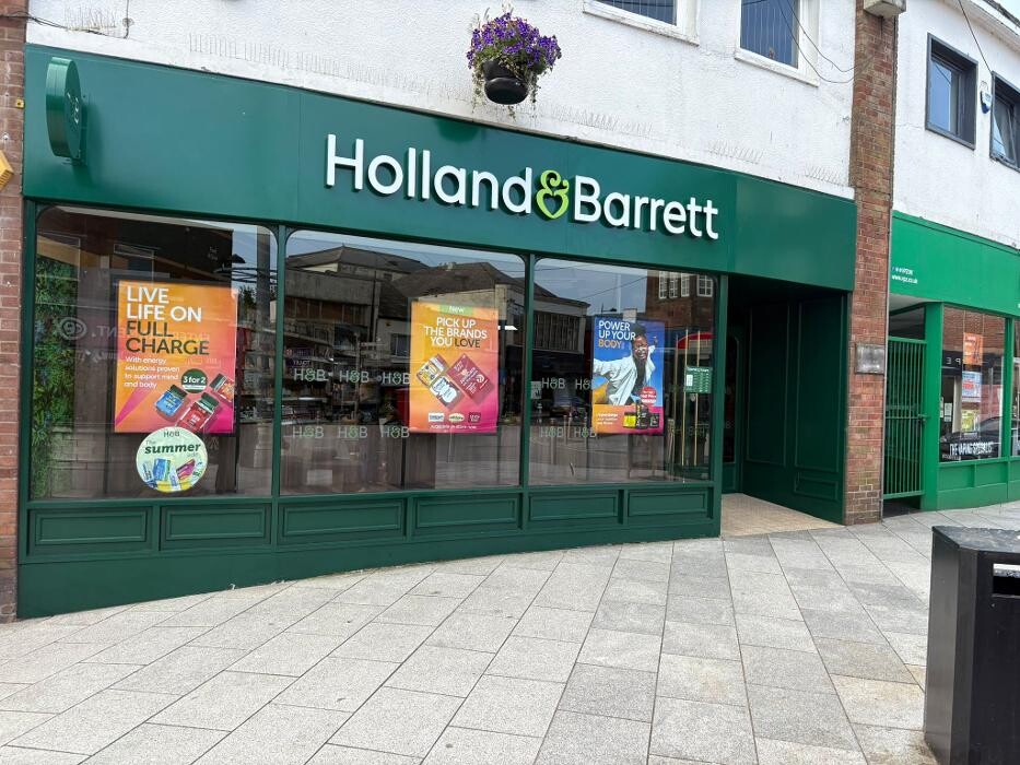 Images Holland & Barrett - Workington