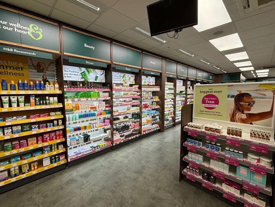 Images Holland & Barrett - Blackburn