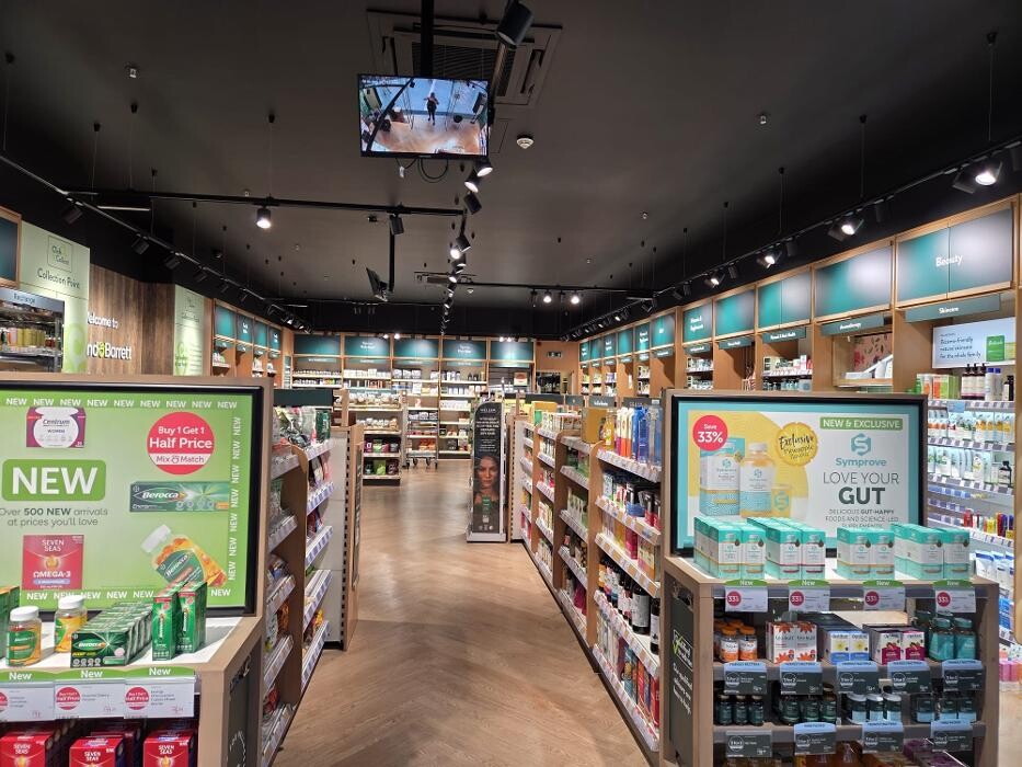 Images Holland & Barrett - Silverburn