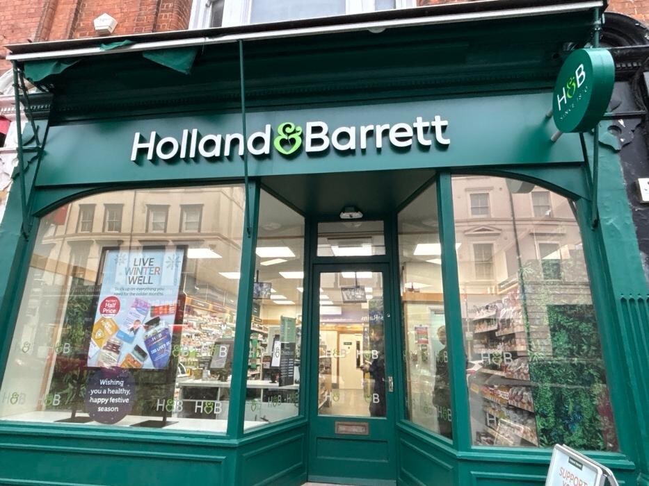 Images Holland & Barrett - Folkestone