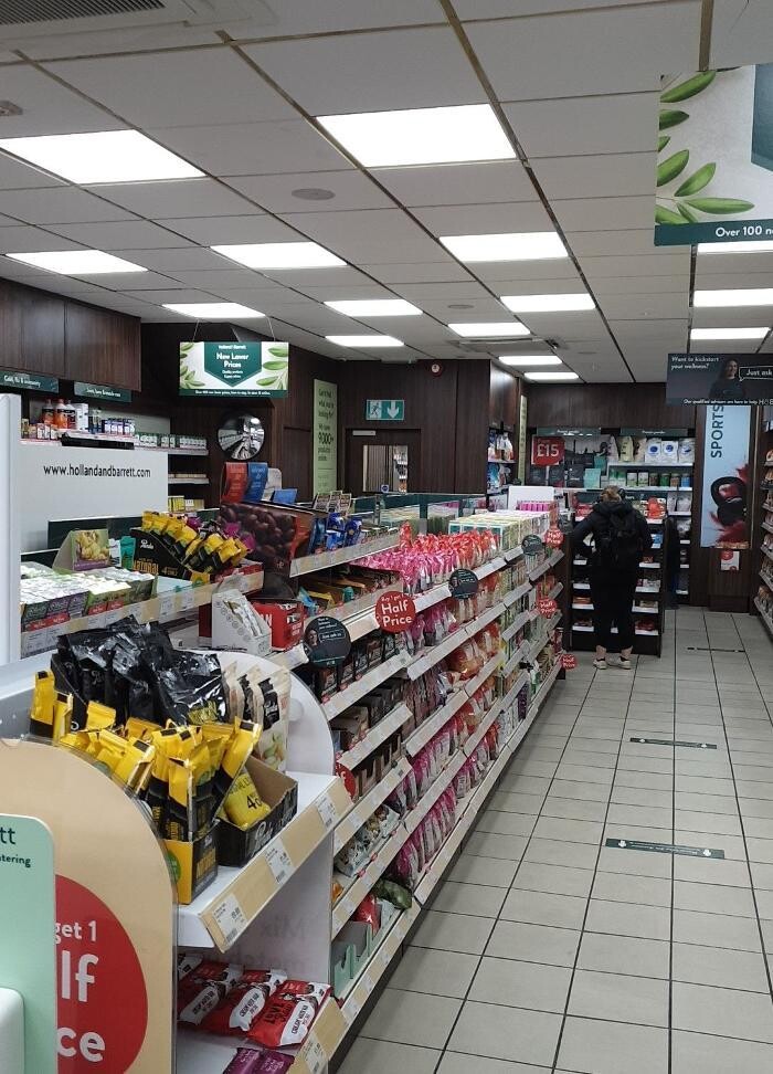 Images Holland & Barrett - Barnet