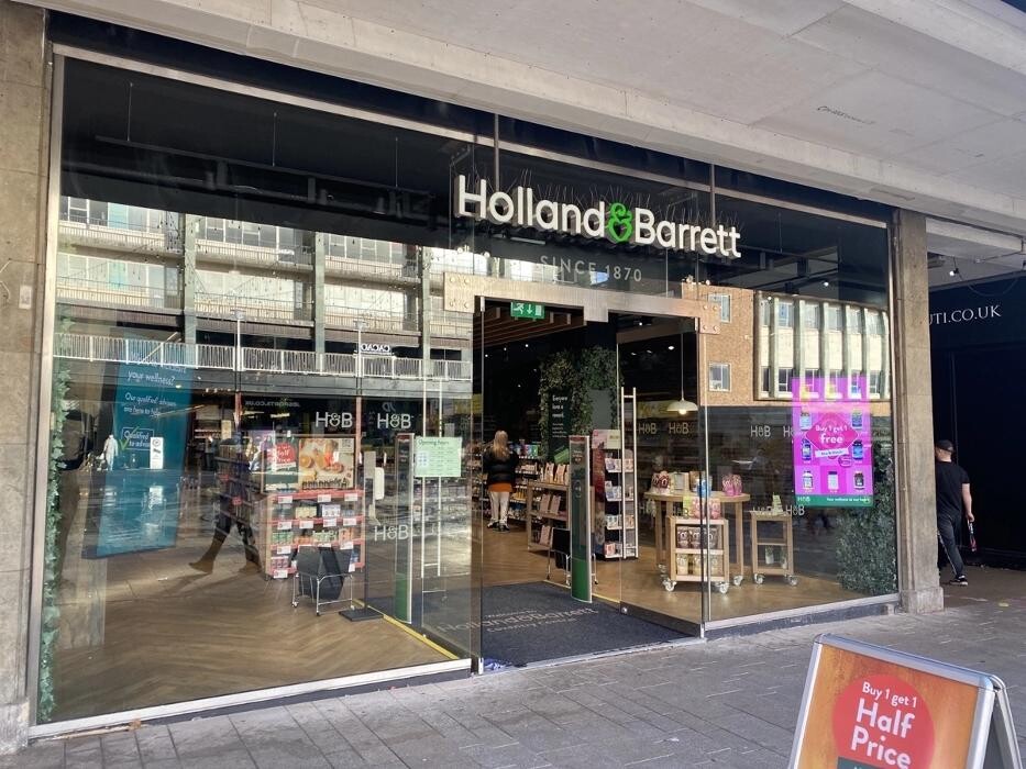 Images Holland & Barrett - Coventry Central