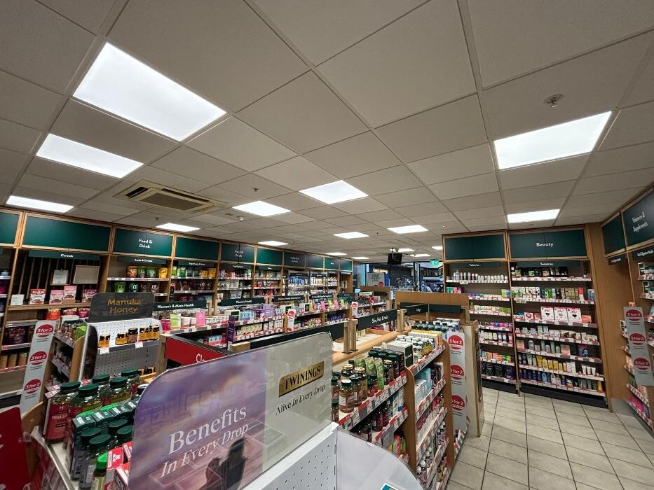 Images Holland & Barrett - Wellingborough