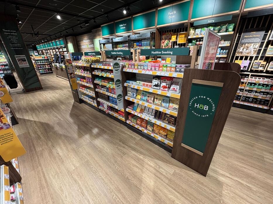 Images Holland & Barrett - Colchester