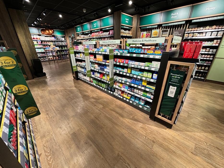 Images Holland & Barrett - Cambridge Lion Yard