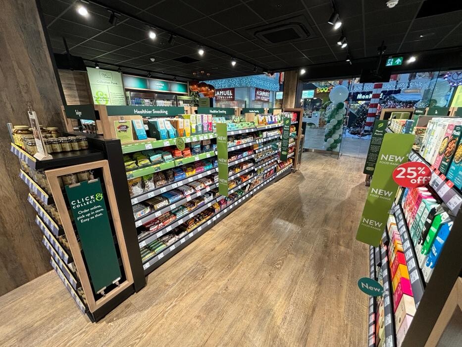 Images Holland & Barrett - Cambridge Lion Yard