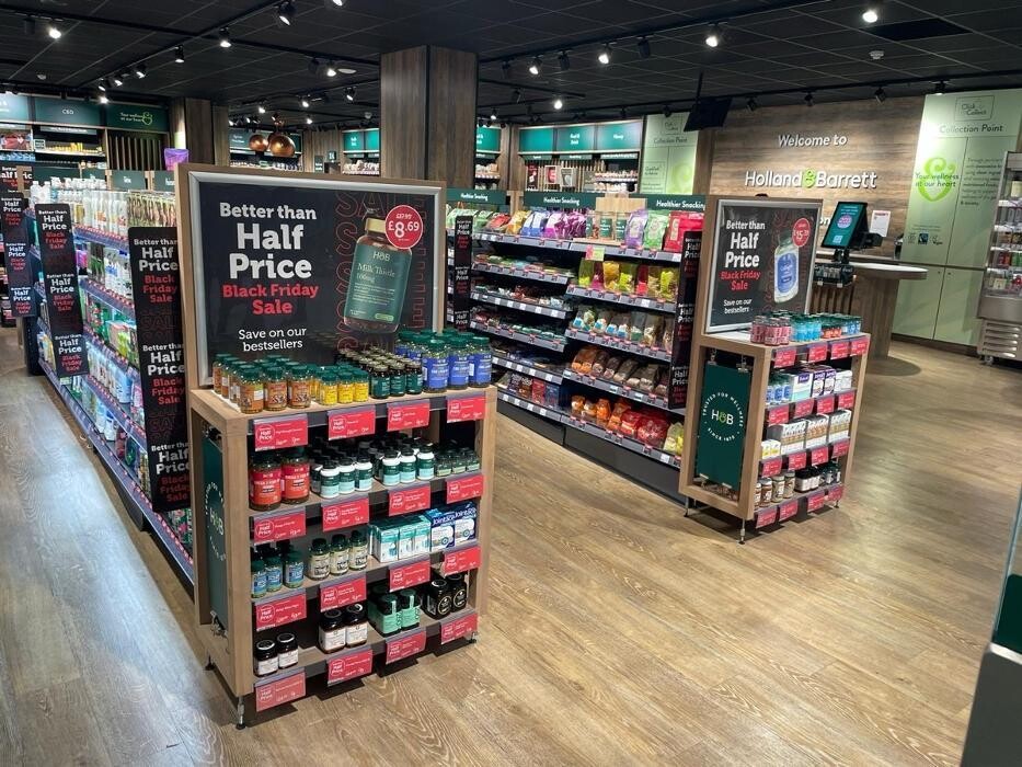 Images Holland & Barrett - Cambridge Lion Yard