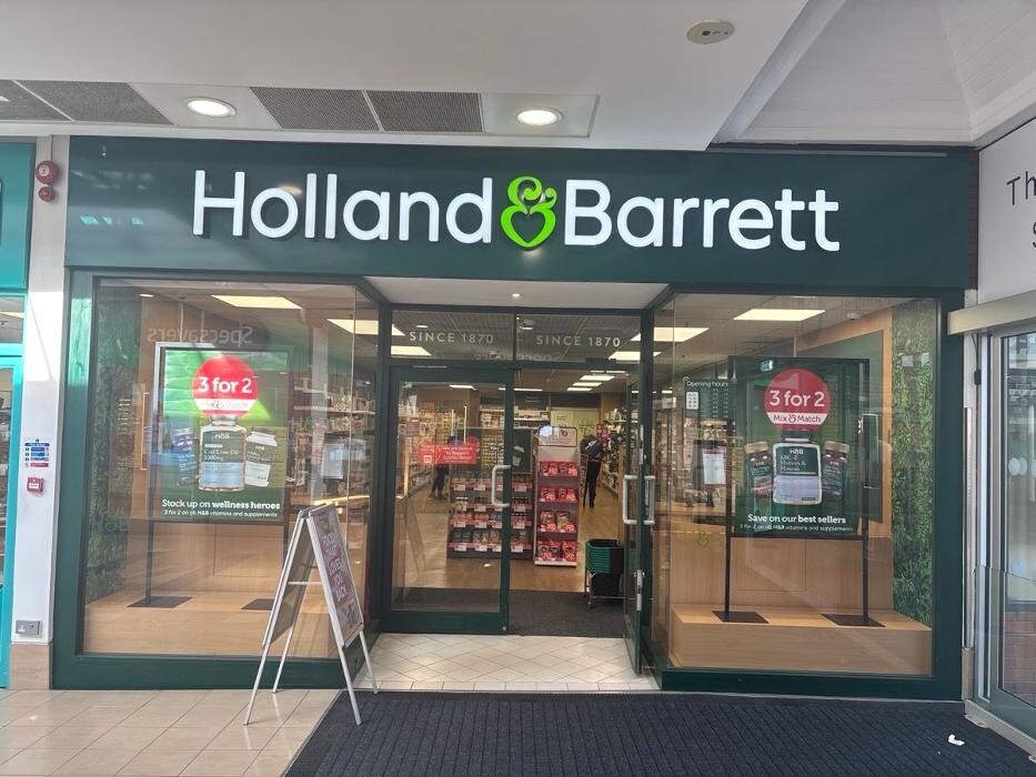 Images Holland & Barrett - Hailsham