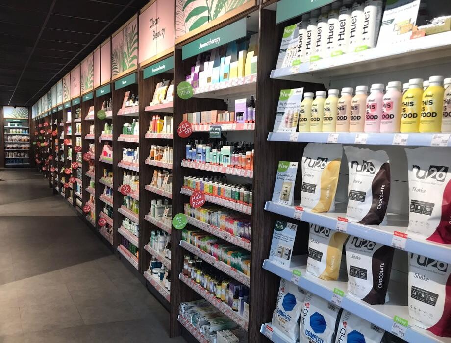 Images Holland & Barrett - Harrogate