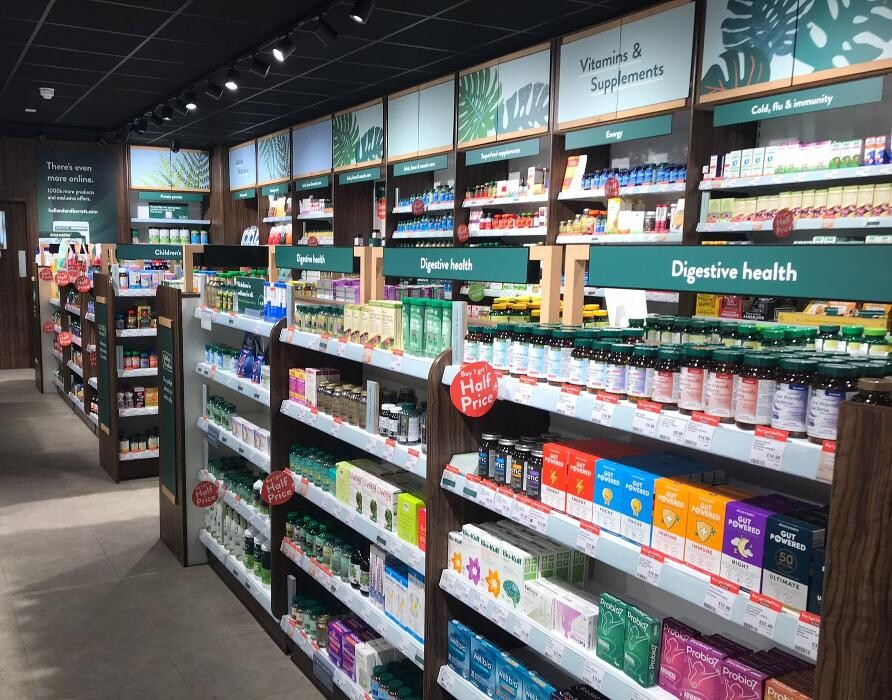 Images Holland & Barrett - Harrogate