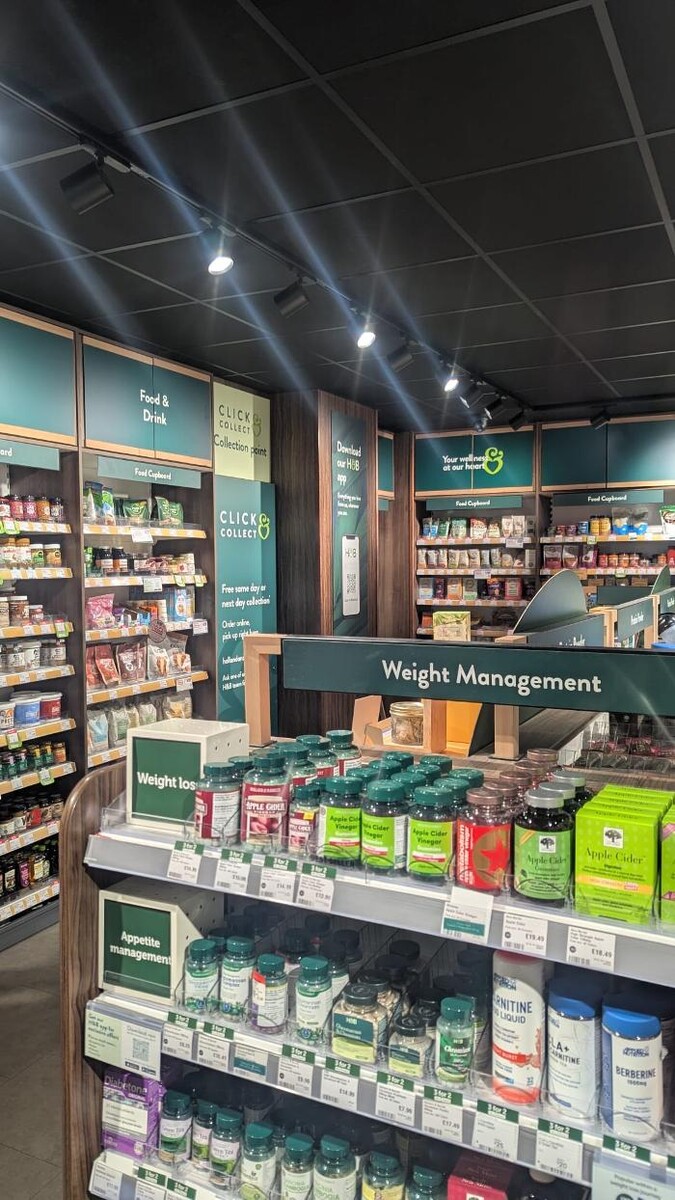 Images Holland & Barrett - Harrogate