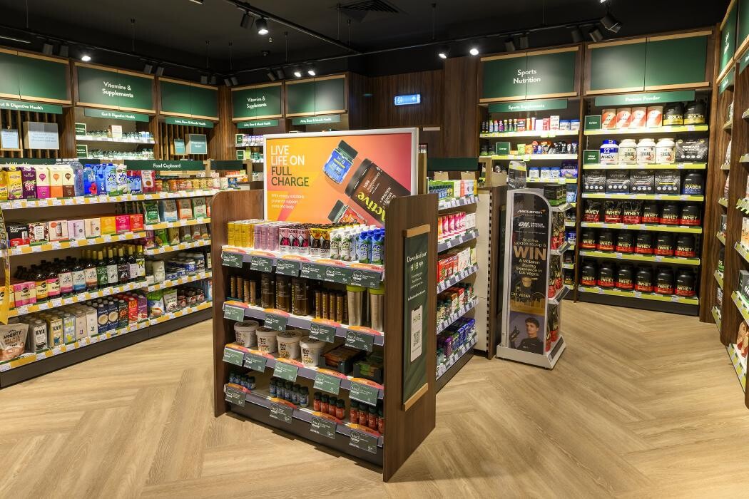 Images Holland & Barrett - York Fulford